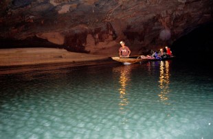 Kong_Lor_Caves_of_Laos_Wiki2