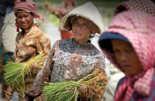 Laos-Women-Wiki